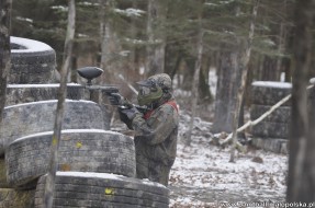 Zimowy Paintball